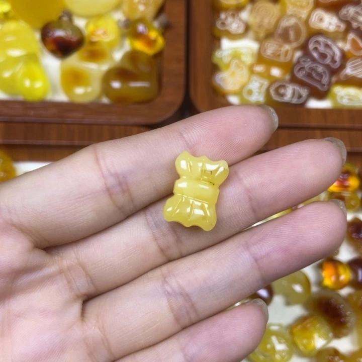 吊坠橄榄核蝴蝶结13