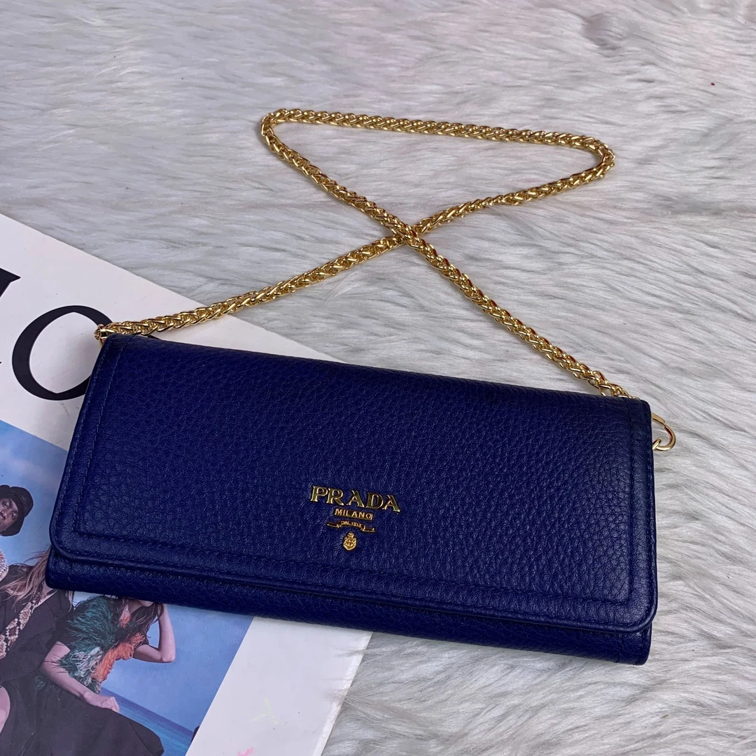 95新 Prada/普拉达 蓝色金标钱包/NN03308025/8025