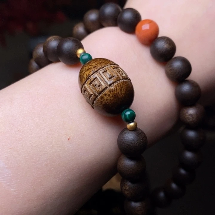 沉香手串越南芽庄紫棋玉化0.8+富森红土沉香木雕配饰