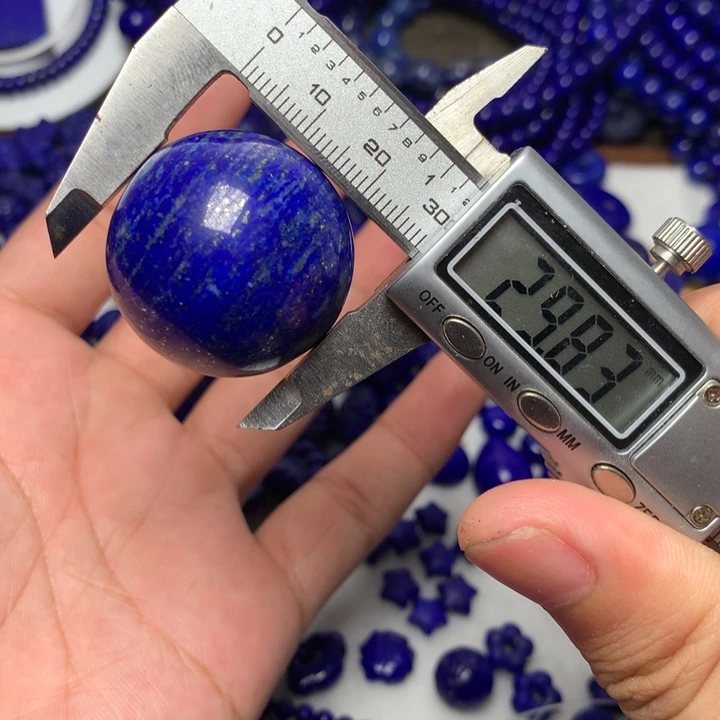 青金石未镶嵌30mm圆珠