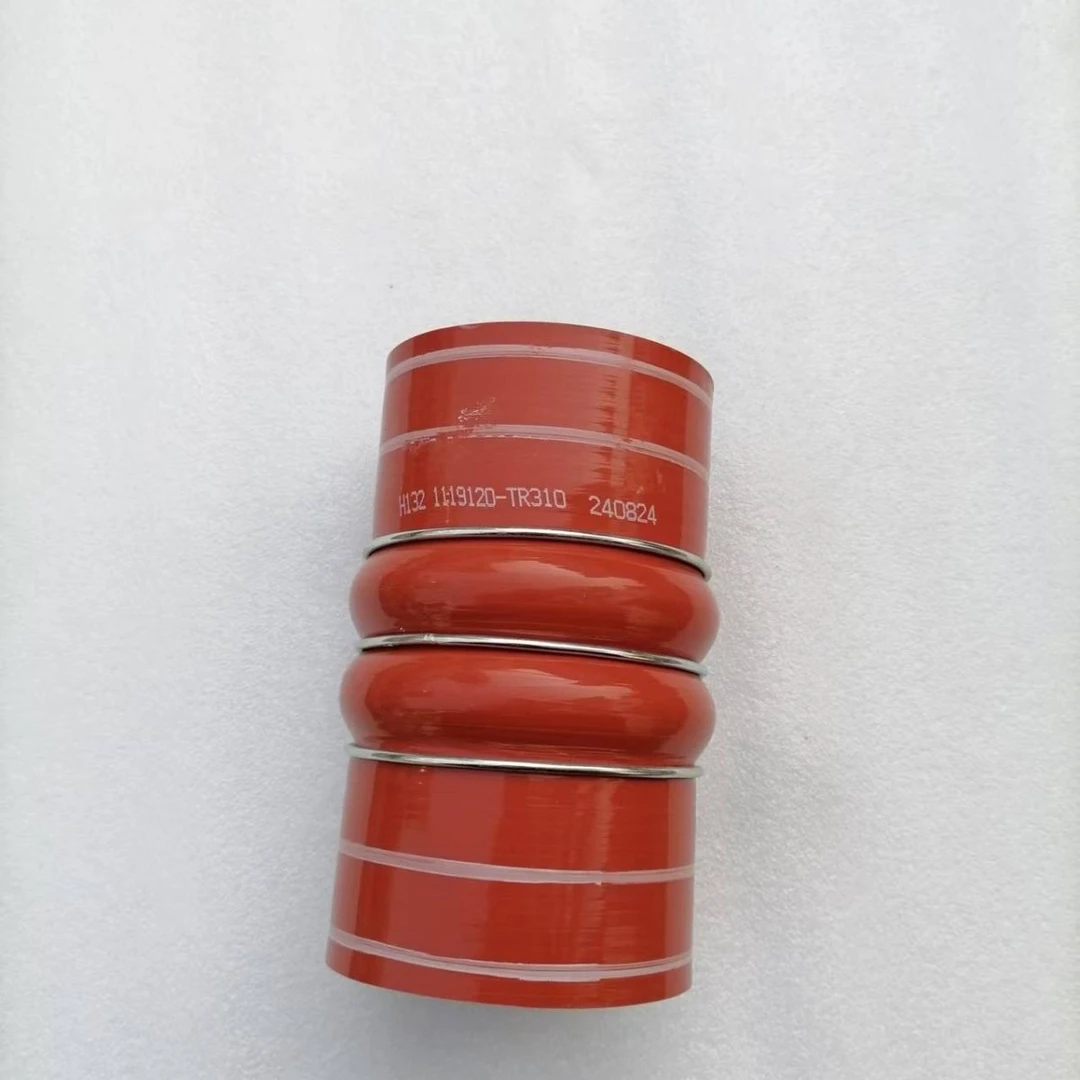 原厂天锦天龙旗舰发动机中冷器连接硅胶管。