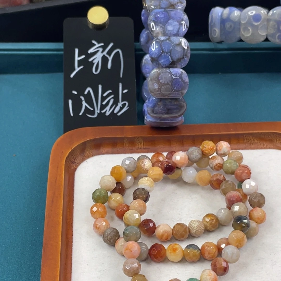 未镶嵌手镯硅化玉