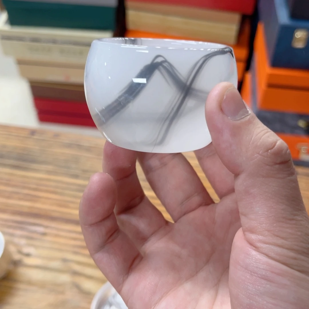 孤品茶具套装等。