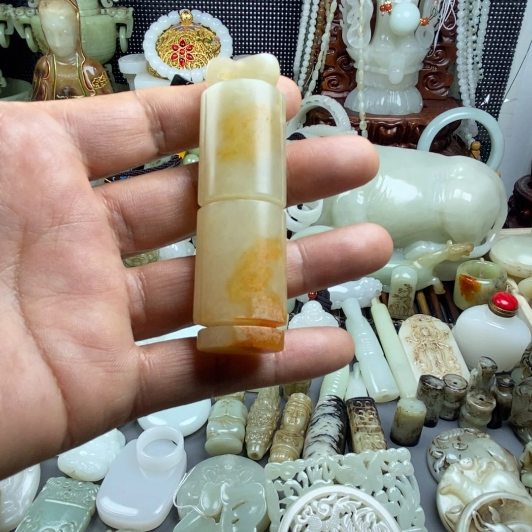 和田玉（糖玉）未镶嵌颈饰