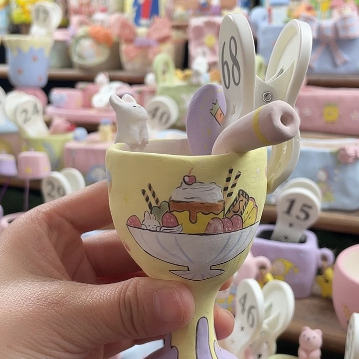 68…..手工手绘花盆