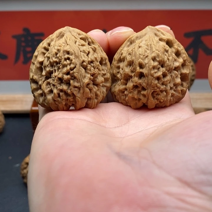M***v文玩核桃把件南疆