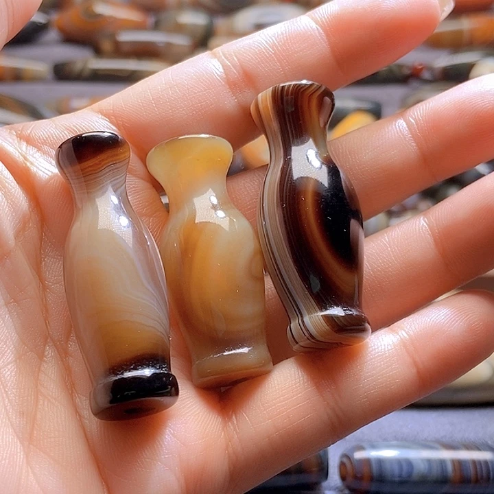 祝***焱玛瑙/玉髓未镶嵌吊坠(不含链)