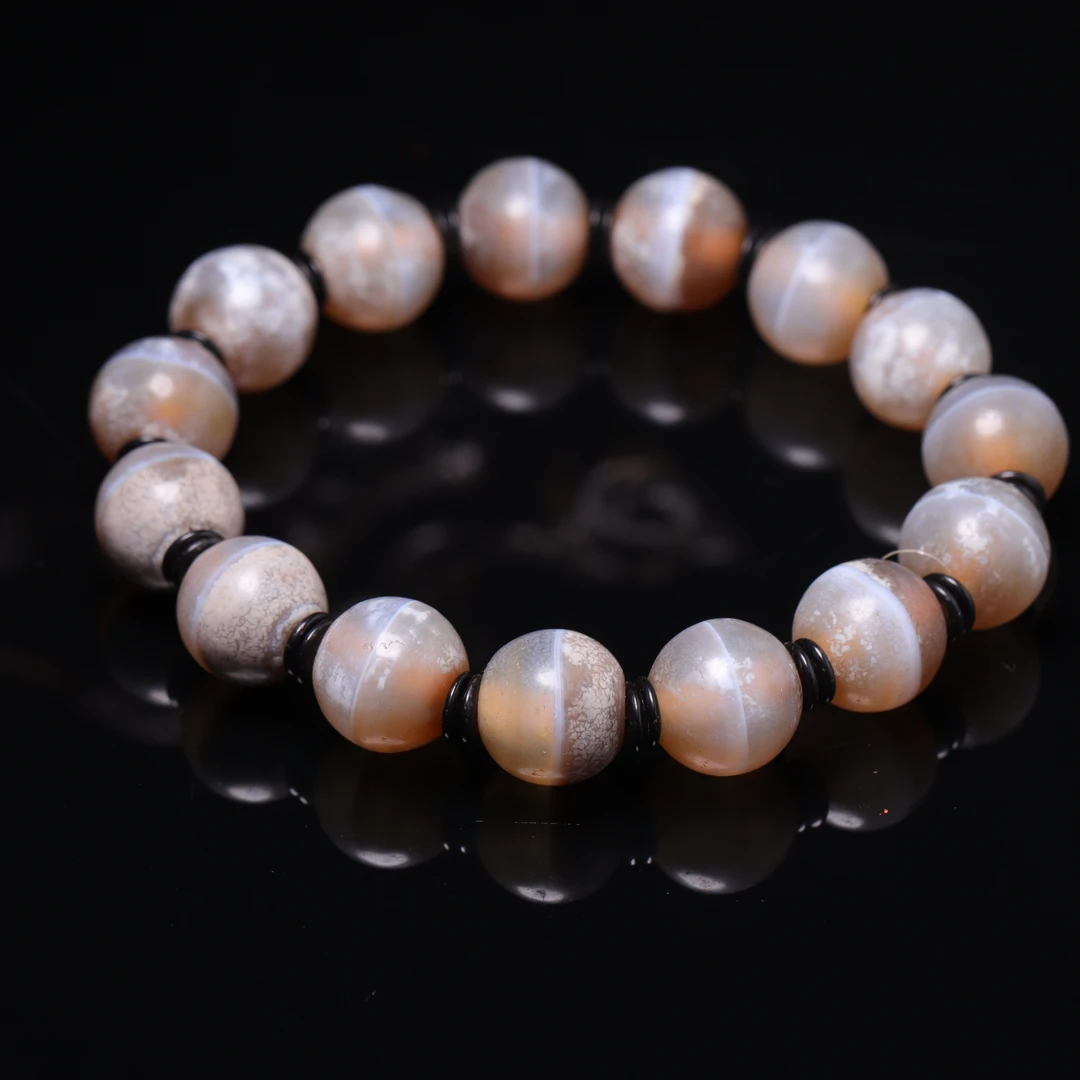 明代天然缠丝玛瑙手串