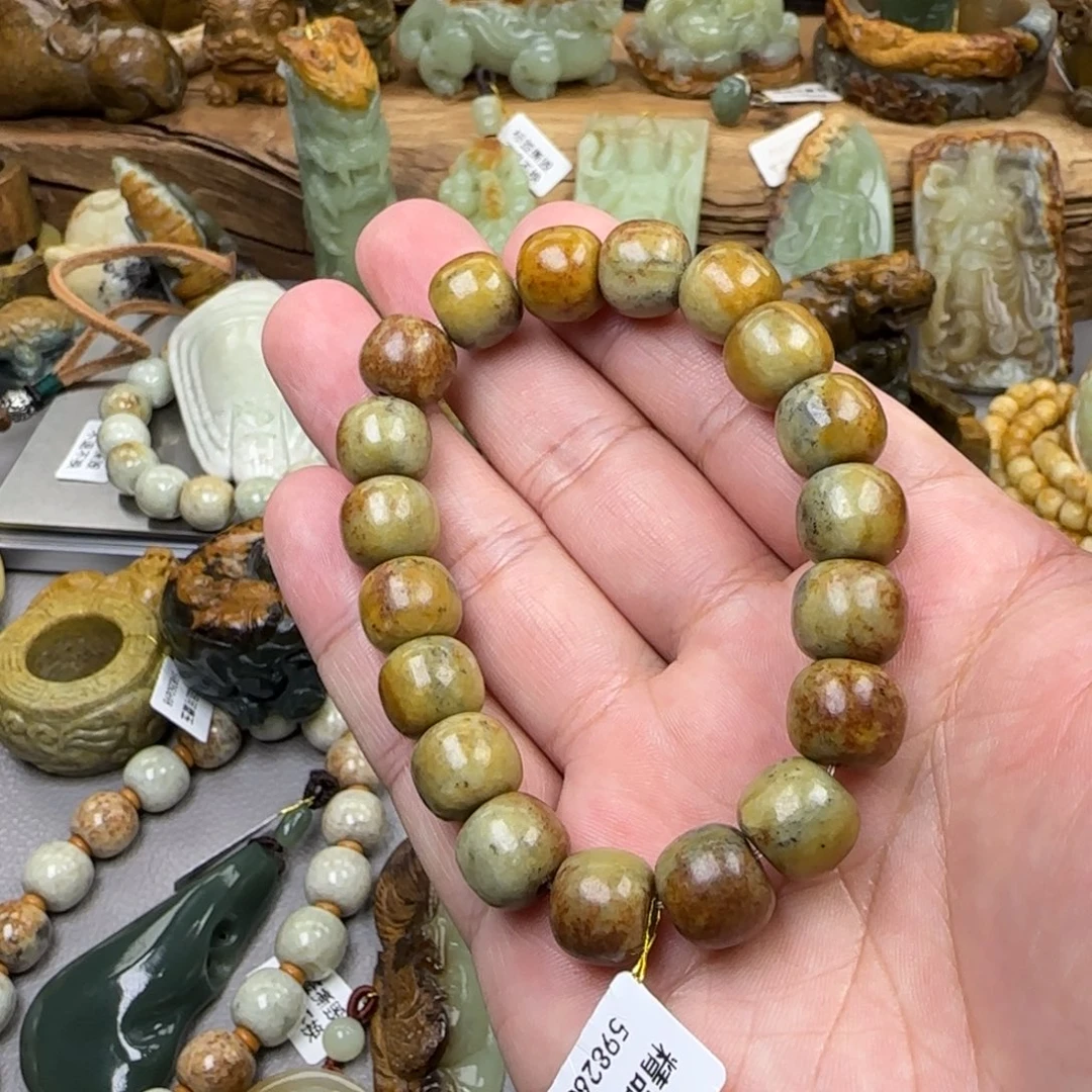 岫岩河磨玉（透闪石质玉）未镶嵌珠宝奇石