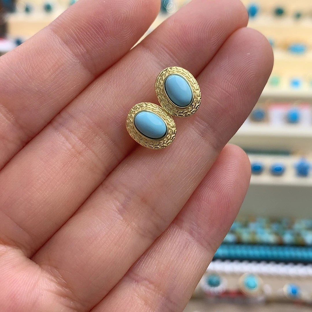 未镶嵌绿松石耳钉