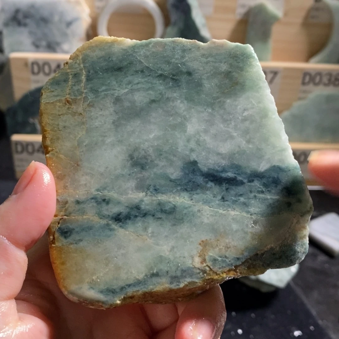 颈饰未镶嵌翡翠天然翡翠