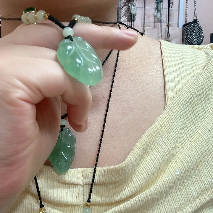 石英质玉未镶嵌颈饰微瑕多样性发货