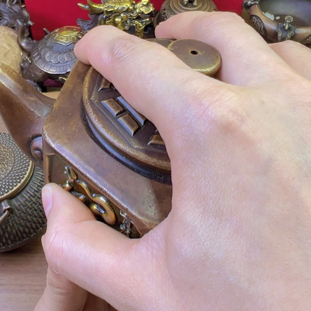 紫金风磨铜四象壶