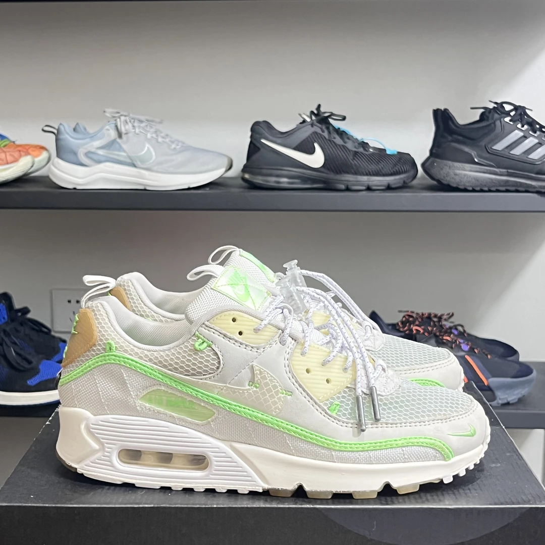 41码Nike Air Max 90 气垫 阿甘鞋 跑鞋 浅灰/绿 二手正品995