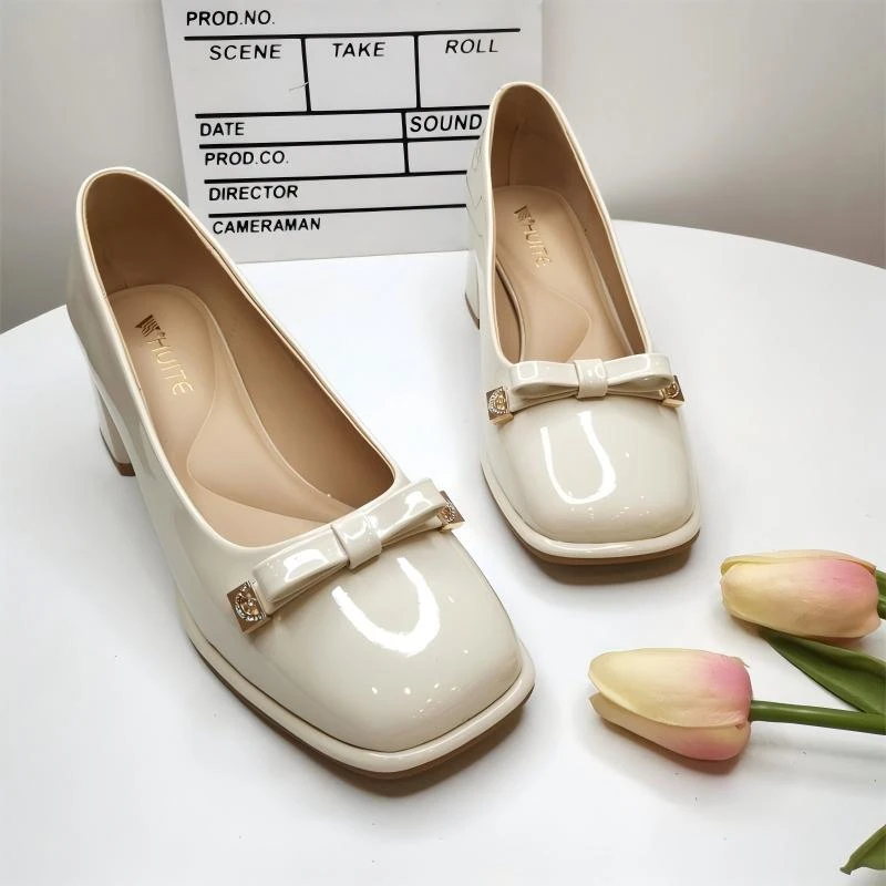 432-383002纯色中跟(3-5cm)粘胶鞋中跟单鞋方头皮鞋平底法式