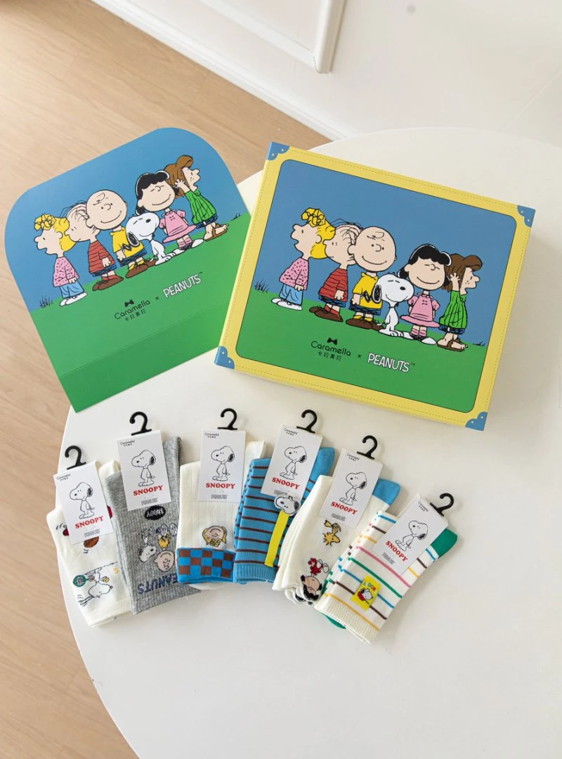 全卡拉美拉正品 2025新款秋冬大系列成人袜中筒袜女袜清新卡通袜