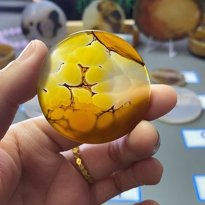 玛瑙/玉髓未镶嵌珠宝半成品36