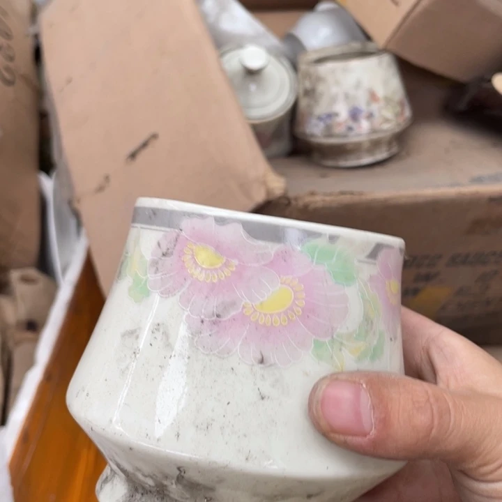 陶瓷盘子碗砂锅都有