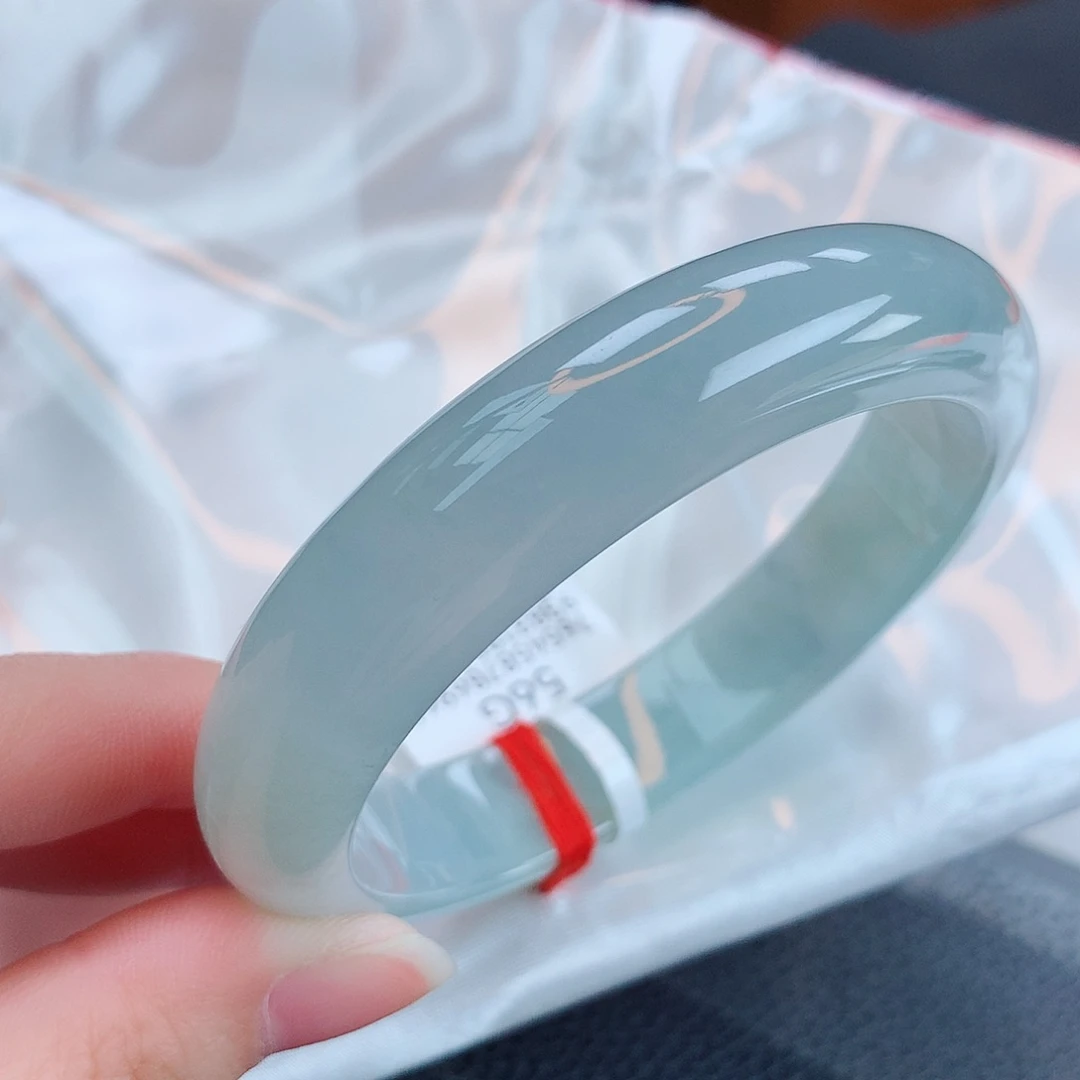 翡翠手镯未镶嵌缅甸天然翡翠a货