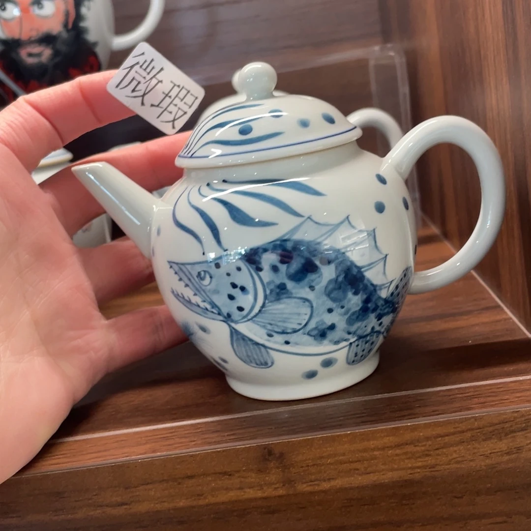 釉下手绘茶具微瑕