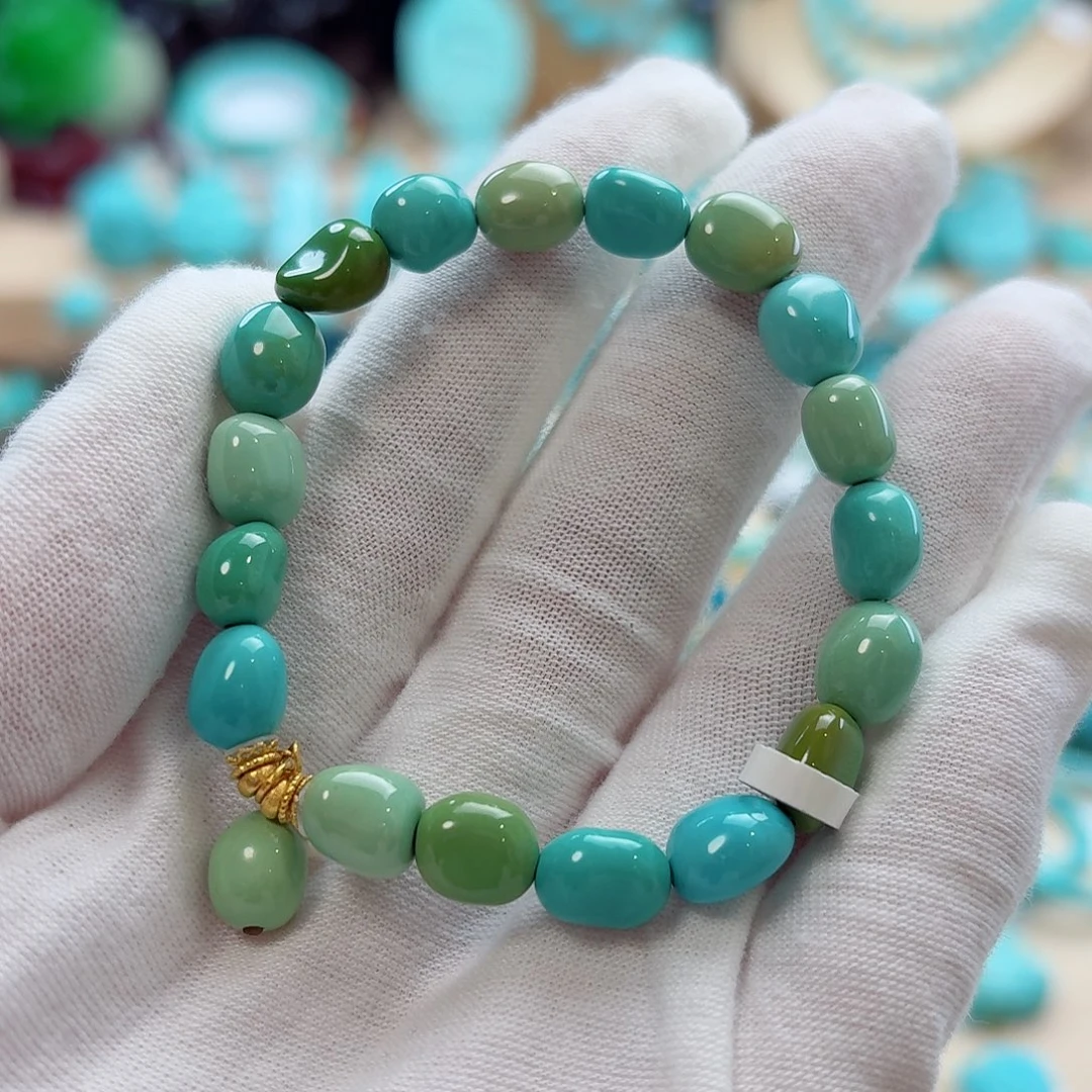 绿松石未镶嵌珠宝奇石