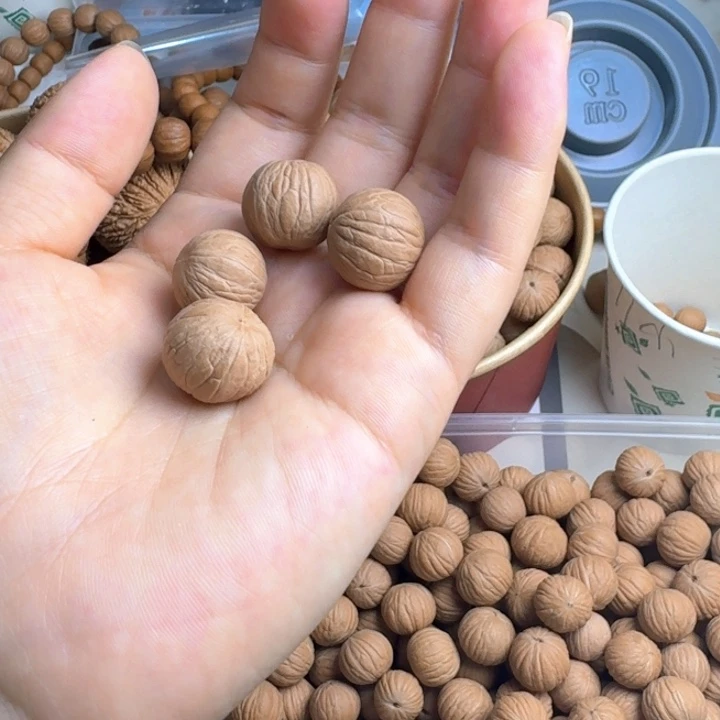 一***何吊坠猴头核桃手持原皮原色