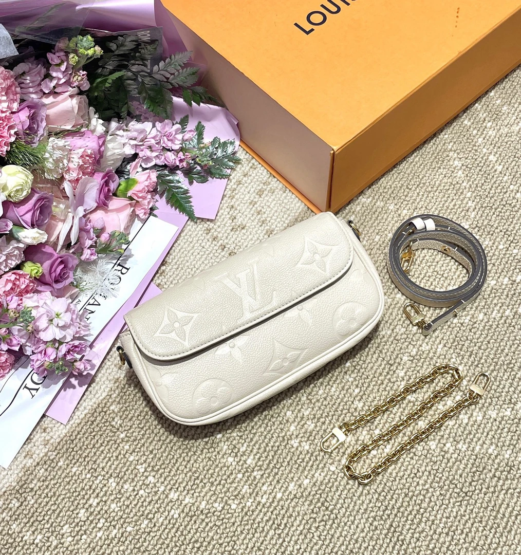 99新 Chanel/香奈儿 LV 白色压纹ivy链条包 芯片款闲置新/2927
