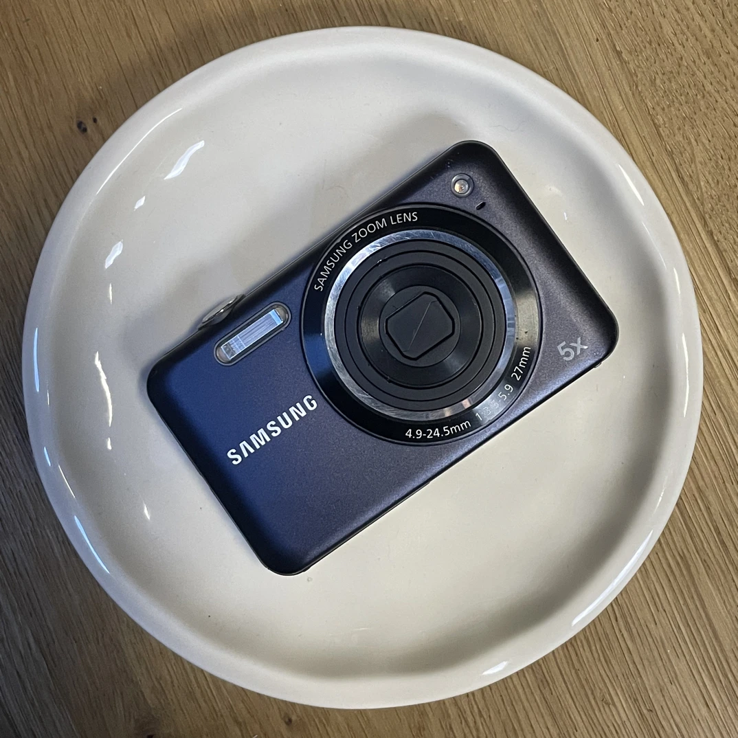 9新 Samsung/三星 三星es73，成色如图，功能完好