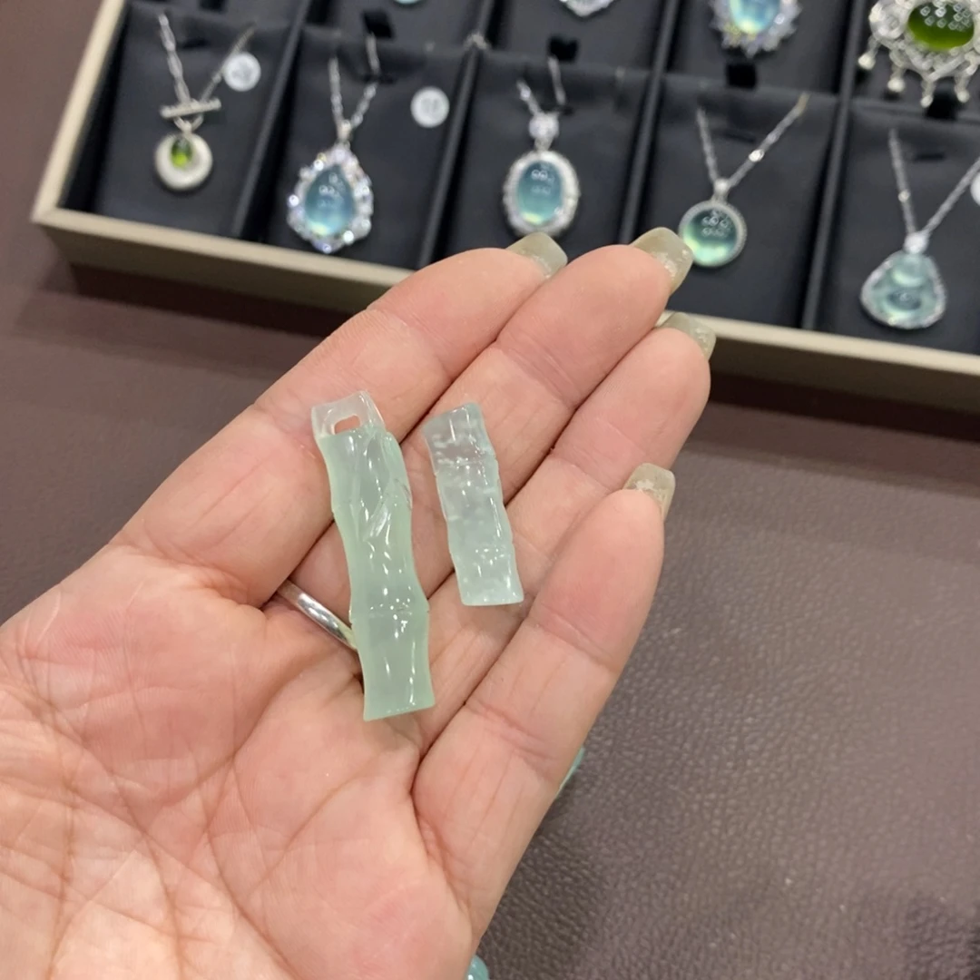 蛇纹石玉手镯未镶嵌缃*