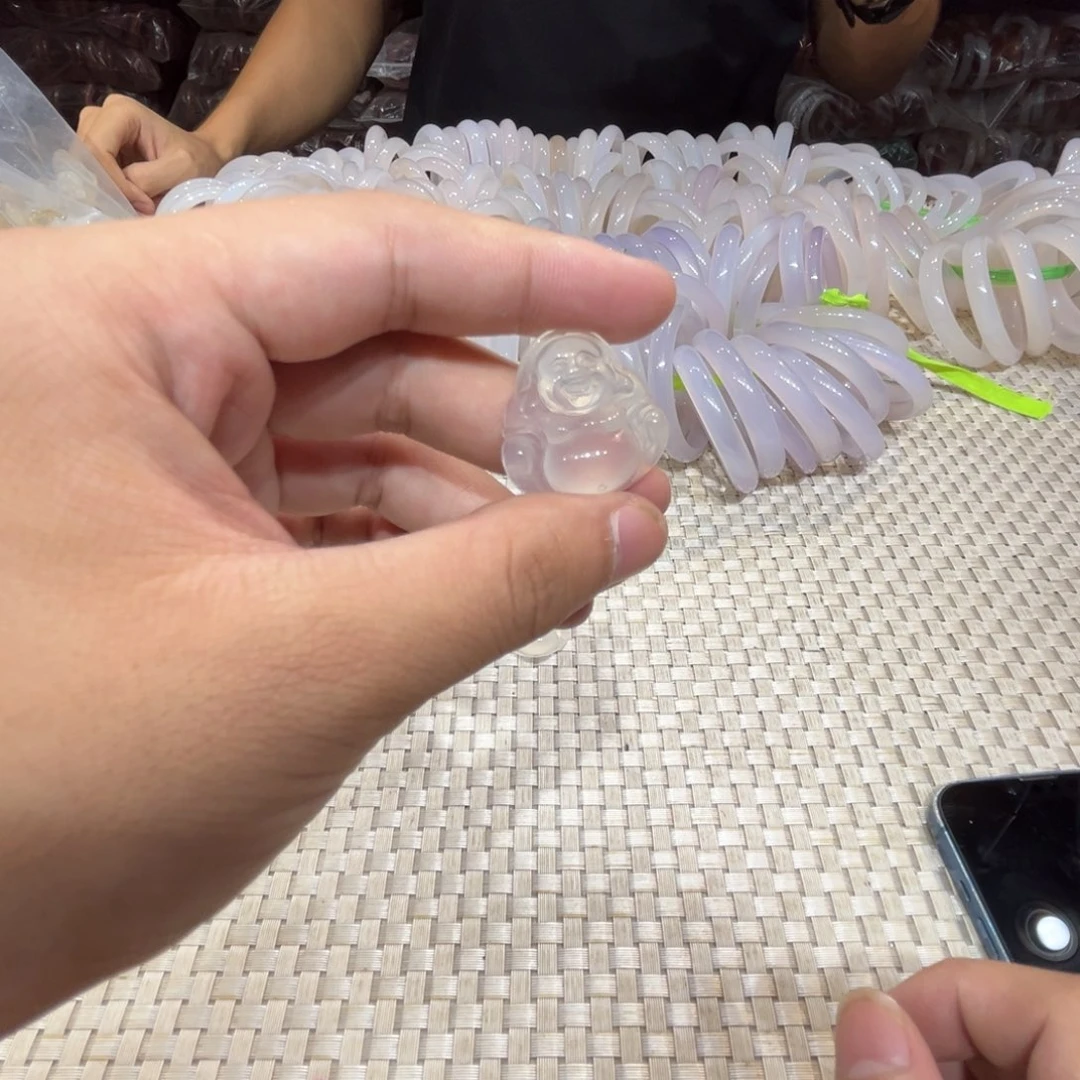 未镶嵌颈饰玛瑙/玉髓