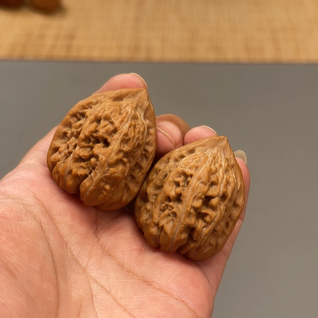 把件猴头核桃33×36×41全品头茬赤龙鸡心XM3438