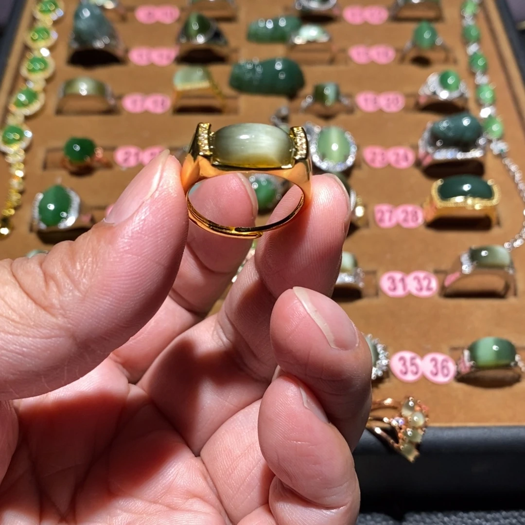 和田玉未镶嵌戒指