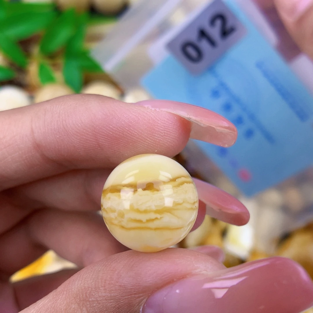 未镶嵌蜜蜡珠宝奇石15.1 皮纹