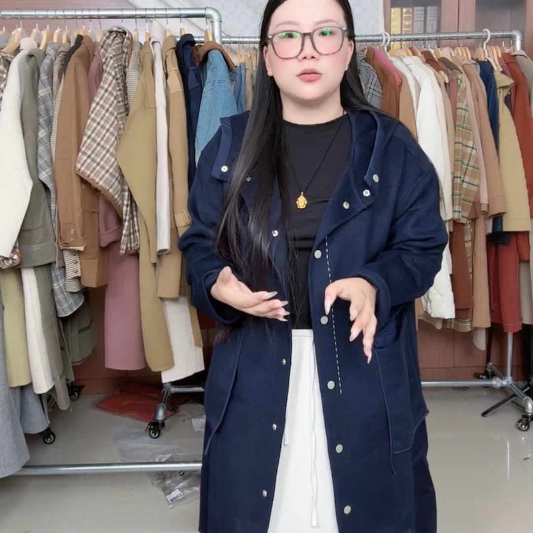 菲菲的店连帽大衣藏蓝色（自留款50绵羊毛