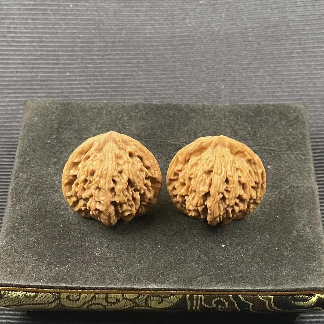 【中国涞水麻核桃协会】26 G03292-玉华宫狮子头-多样性发其一-37mm