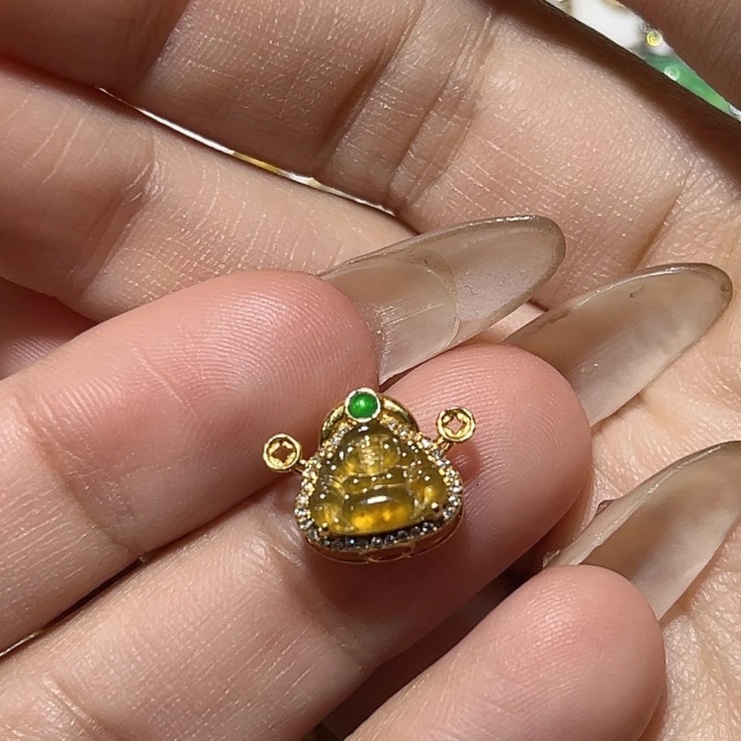 翡翠18K金镶嵌颈饰