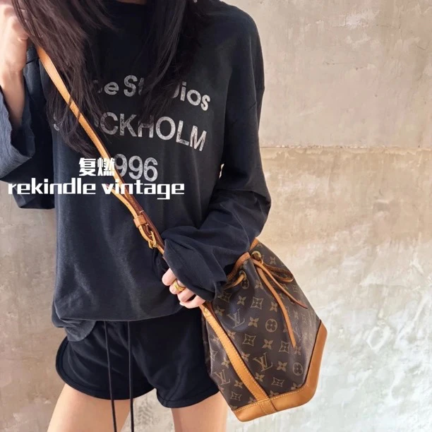 95新 LouisVuitton/路易威登 复燃精选/老花noebb水桶斜挎包