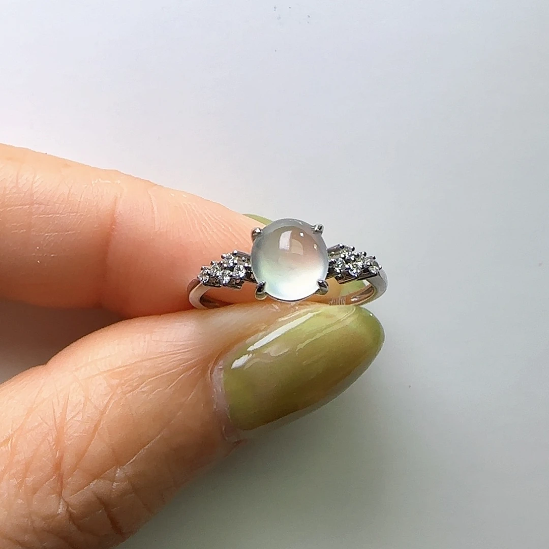 翡翠戒指18K金镶嵌天然缅料A货 玻璃种蛋面戒指