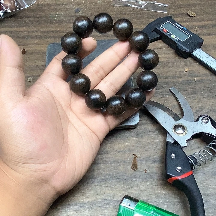 非洲檀香无事牌 1011