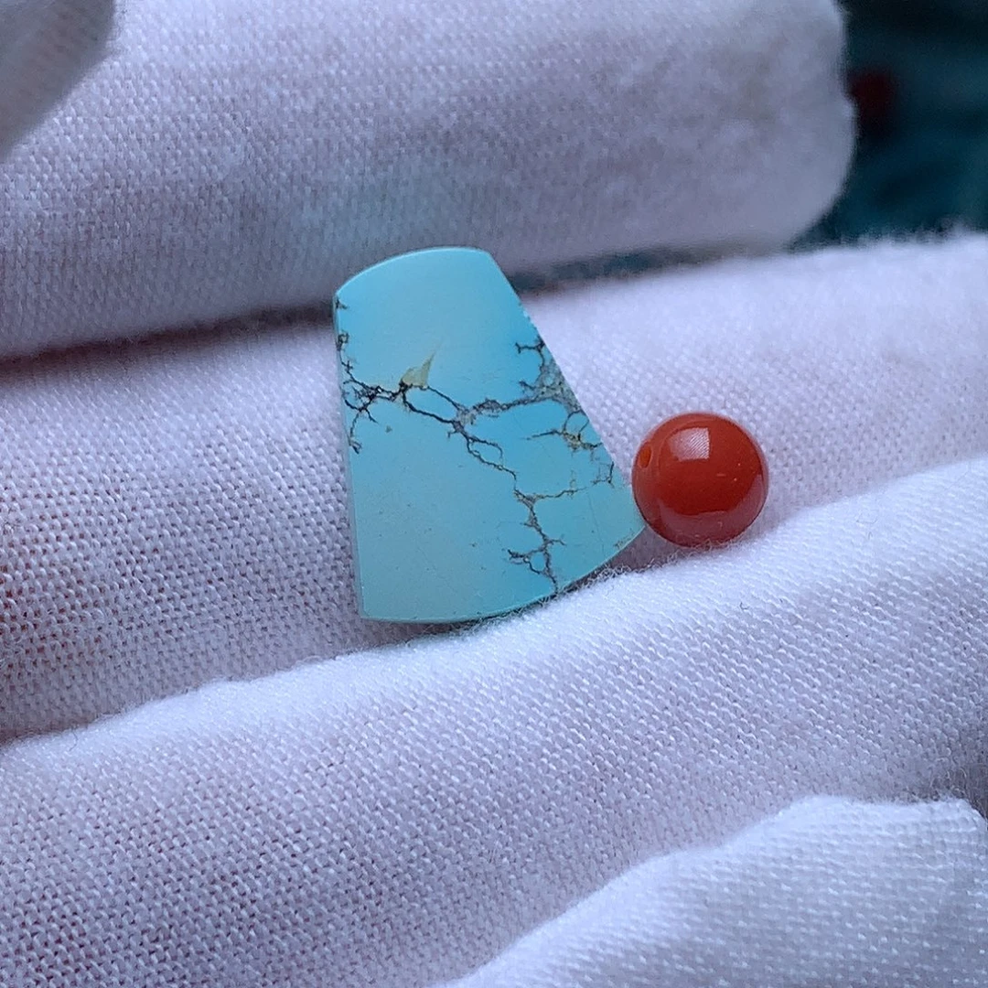 南红玛瑙未镶嵌珠宝奇石