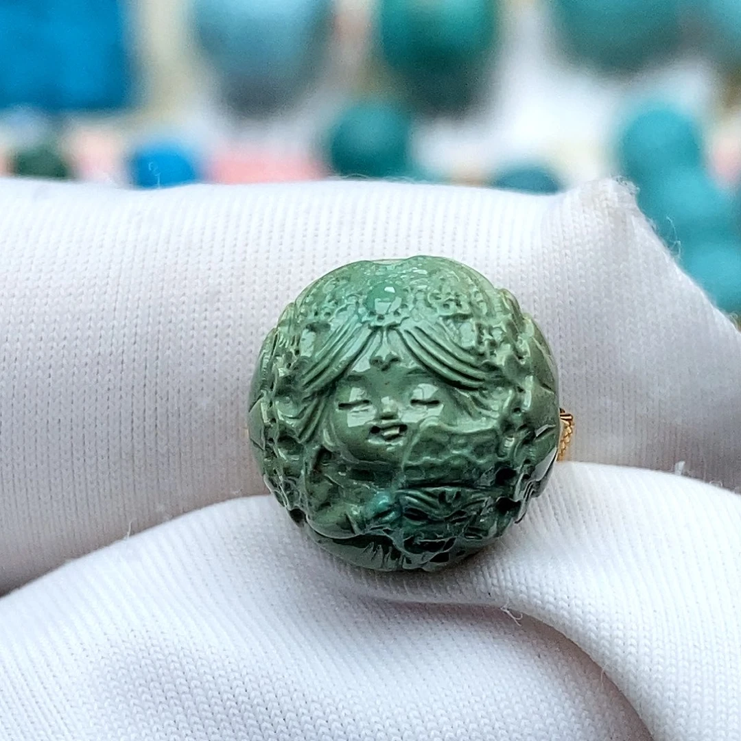 绿松石未镶嵌珠宝奇石