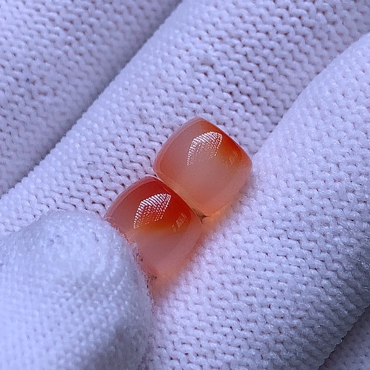 未镶嵌南红玛瑙珠宝奇石