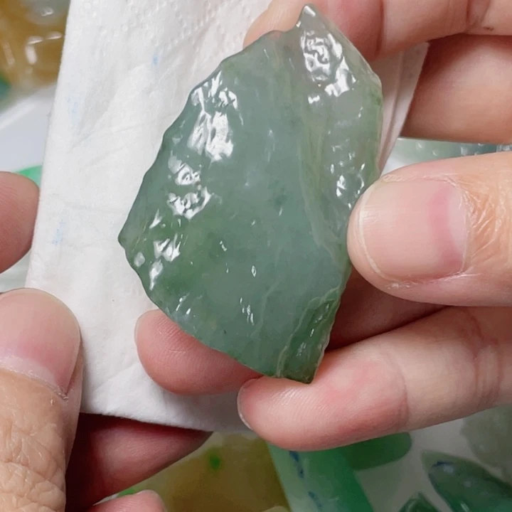 奢***骨定制翡翠未镶嵌随行