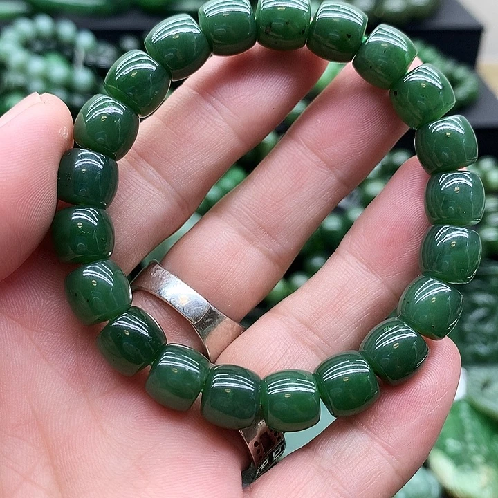 手链未镶嵌和田玉（碧玉）