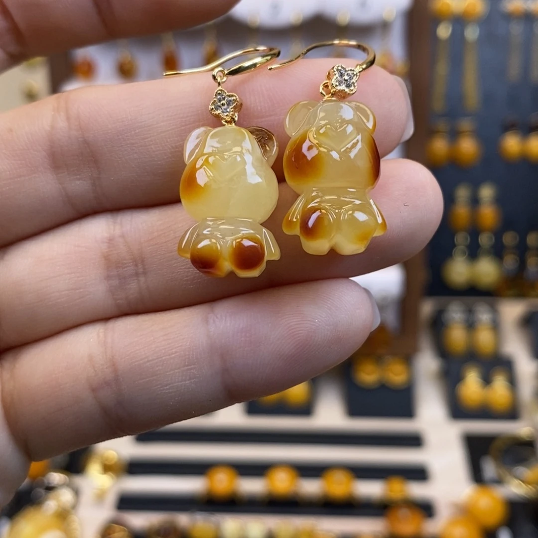 裸石琥珀未镶嵌成品
