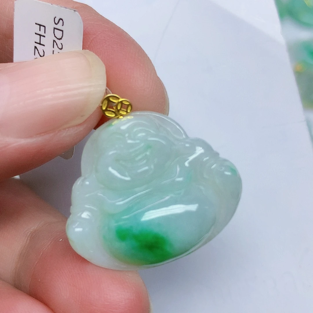 翡翠18K金镶嵌颈饰36677644
