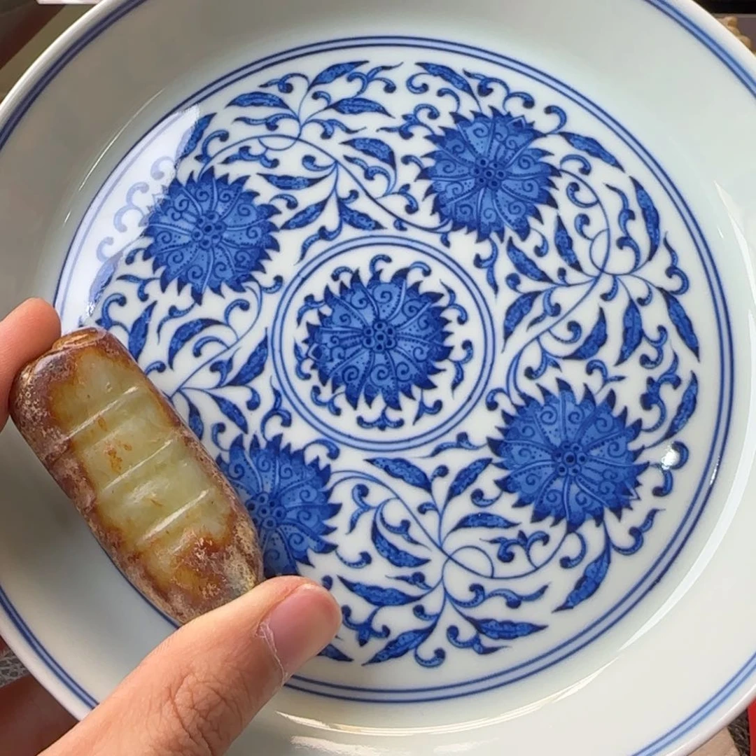 瓷片瓷器的造型设计也有