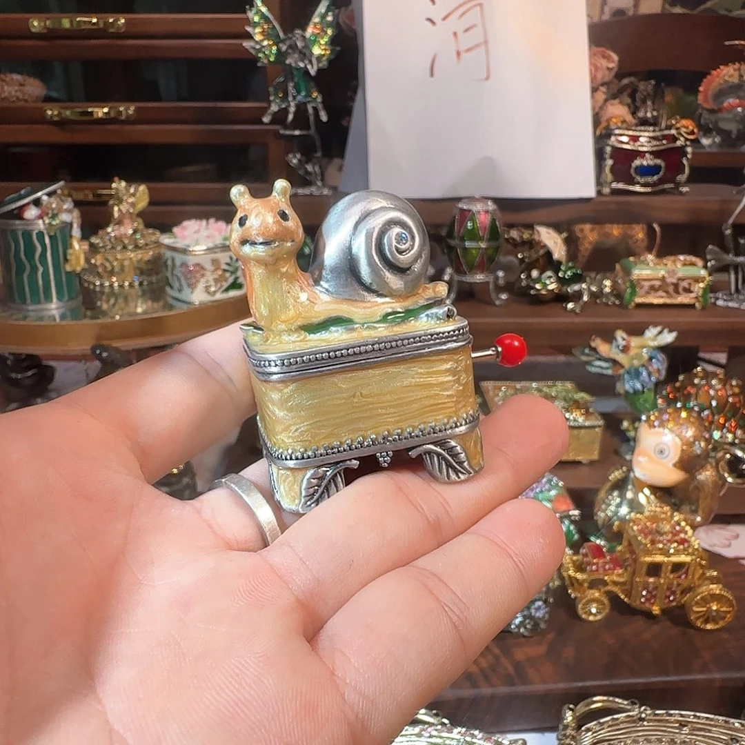 手工制品请勿吹毛求疵