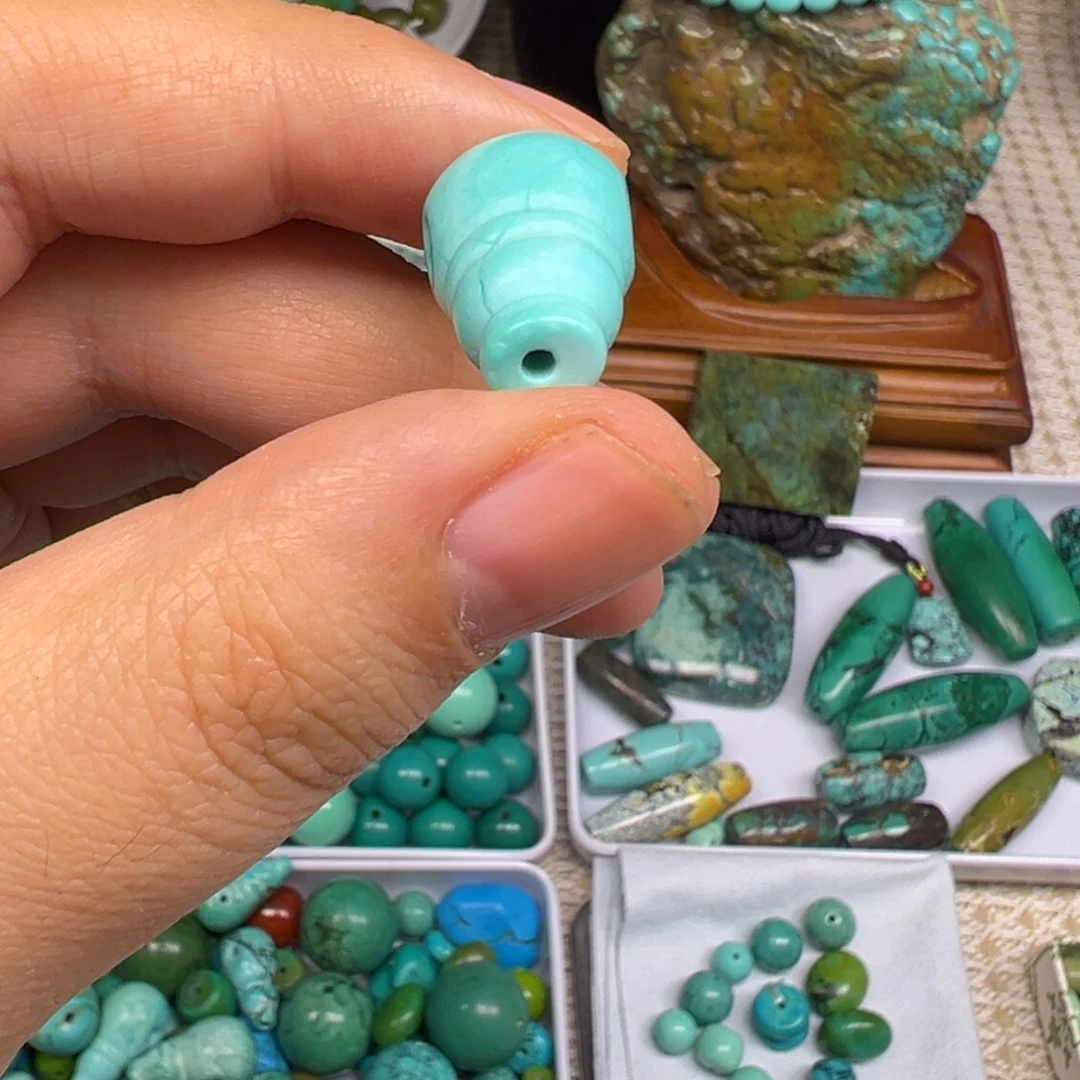 湖北十堰原矿葫芦三通单颗