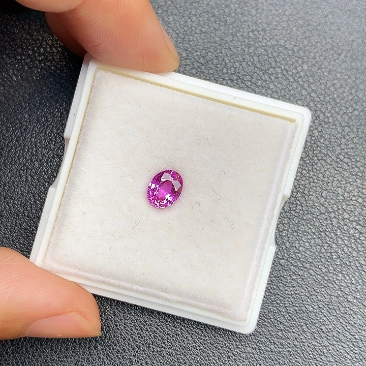 蓝宝石裸石1.2克拉